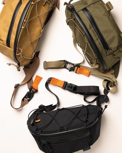 thebagcreature on Instagram: "Route Unknown x The Bag Creature Custom V3 Sling Packs now live.   Built to carry all your essentials alongside your compact street photography camera.  Made from Black RX30, Dark Olive VX42 and Coyote VX21, lightweight padding on all panels and lined with Robic nylon. Finished with Mil spec nylon webbing, hardware and Fidlock V-Buckles. Not forgetting the custom dual logo embroidered pull tabs 🫂  Now available online & in-store  #routeunknown #thebagcreature" Street Photography Camera, Backpack Design, Edc Tactical, Photography Bags, Mil Spec, Sling Pack, Compact Bag, Go Bags, Edc Gear