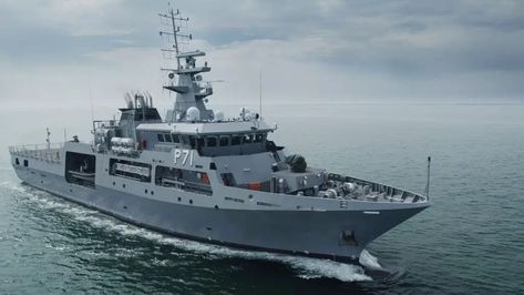 The flag of the Republic of Malta waves on the Offshore Patrol Vessel P71 to celebrate the entry into service ... Offshore Patrol Vessel, Singapore Armed Forces, Naval Force, Military News, Defence Force, Concept Ships, Military Gear, Search And Rescue, The Flag