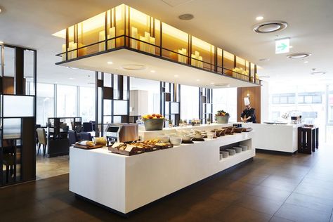 Gallery image of this property Buffet Island, Japanese Buffet, Hotel Breakfast Buffet, Sheraton Hotel, Hotel Buffet, Hotel Breakfast, Pizza Design, Buffet Restaurant, Subway Station