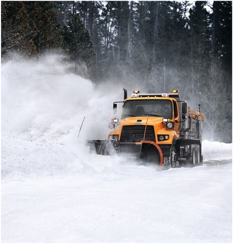 Freightliner Trucks on Instagram: “Where dependability meets power, the #114SD is ready to answer any call.” Drawing Gifts, Snow Plow Truck, Plow Truck, Freightliner Trucks, Snow Plow, Let It Snow, Winter Scenes, Trucks, On Instagram