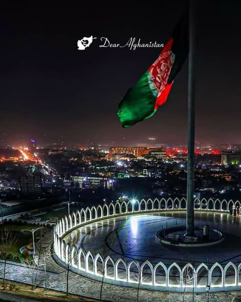 Afghan Flag Wallpaper, Afghanistan Independence Day, Afghan Flag, Afghanistan Flag, Best Fb Profile Pic, Afghanistan Culture, Iphone Wallpaper Texture, Crockery Design, Afghan Style