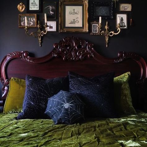 Gothic Bedroom Decor, Gothic Bed, Gothic Decor Bedroom, Whimsical Bedroom, Gothic Bedroom, Home Decor Wallpaper, Black Rooms, Dark Home Decor, Goth Home