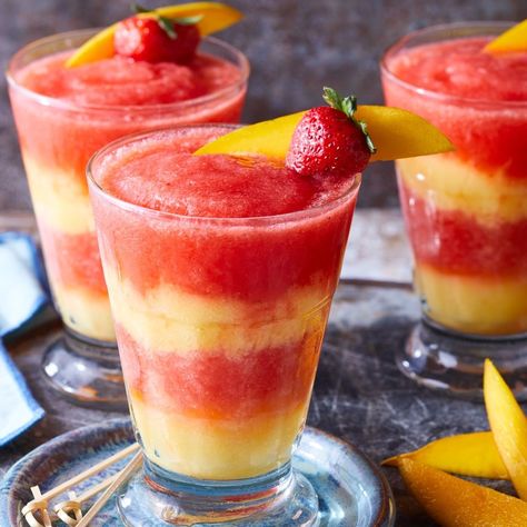 Daiquiris Recipe, Recipes Wraps, Mango Margarita Recipe, Frozen Mango Margarita, Mango Tango, Travel Tropical, Healthy Cocktails, Mango Margarita, Frozen Margaritas