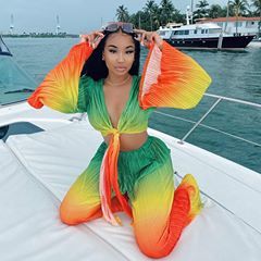 Boat Ride Outfit, Karin Jinsui, Pleated Crop Top, Outfit Black Women, Crop Top And Pants Set, Crop Top And Pants, Bohemian Pants, Vacay Outfits, Suit Pattern