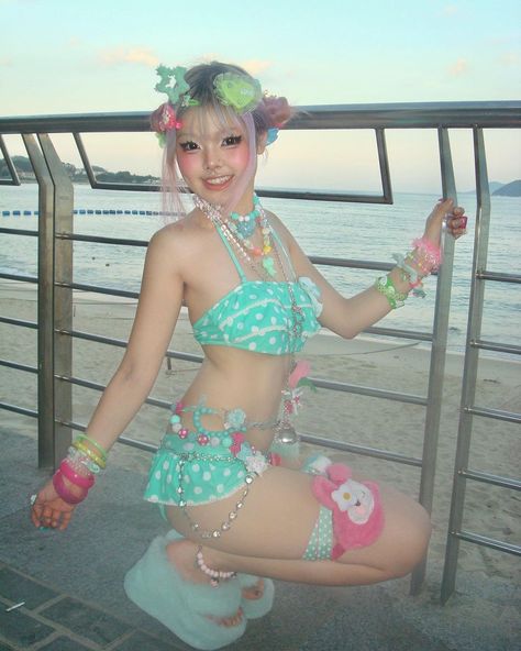 🌴🫧 | Instagram Kawaii Summer Aesthetic, Tropical Y2k Outfits, Gyaru Beach Outfit, Tropical Gyaru Outfits, Gyaru Men, Gyaru Summer Outfits, Beachcore Outfit, Male Gyaru, Blue Gyaru