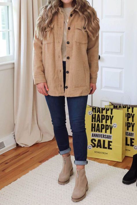 Girl wearing a tan shacket with dark jeans and chunky tan boots all from the Nordstrom Sale Tan Boot Outfit, Tan Boots Outfit, Chunky Boots Outfit, Shacket Outfit, Outfit Botas, Fall Boots Outfit, Outfit For Fall, Nordstrom Sale, Nordstrom Anniversary Sale