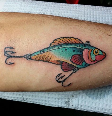 American Traditional Fishing Lure Tattoo, Fishing Lures Tattoo, Lure Tattoo Ideas, Fishing Boat Tattoo, Lure Tattoo, Fishing Pole Tattoo, Fishing Lure Tattoo, Fishing Tattoos, Tribute Tattoo