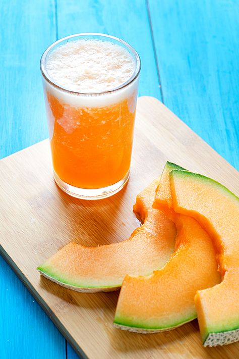 Muskmelon Juice, Cantaloupe Juice Recipes, Cantaloupe Drink, Melon Musk, Fasting Meals, Cantaloupe Juice, Musk Melon, Cantaloupe Smoothie, Melon Juice