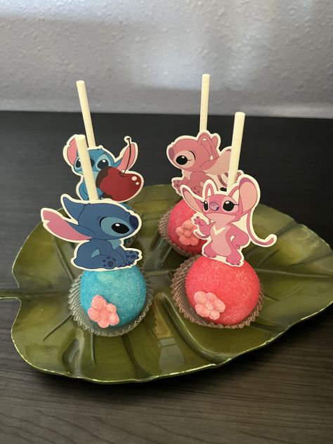 Stitch Cake Pops Ideas, Pink Stitch Birthday Party, Lilo And Stitch Treat Table, Stitch Theme Desserts, Stitch And Angela Gender Reveal, Stitch And Angel Birthday Party Decorations, Stitch And Angel Gender Reveal Treats, Stitch And Angel Cake Pops, Lili And Stitch Birthday Party Decor