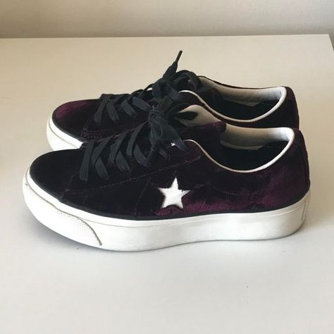 Converse One Star Ox Womens Size 7 Burgundy Velvet Platform Sneakers 558951C Converse Platform, Platform Converse, Converse One Star, Burgundy Velvet, One Star, Platform Sneakers, Converse Shoes, Ox, Converse Sneaker