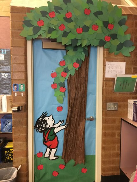 Apple Library Bulletin Board, The Giving Tree Classroom Door, The Giving Tree Door Decoration, Tree On Classroom Door, The Giving Tree Bulletin Board, Book Theme Classroom Door, Book Door Decorating Contest, Classroom Tree Ideas, Apple Door Decorations Classroom