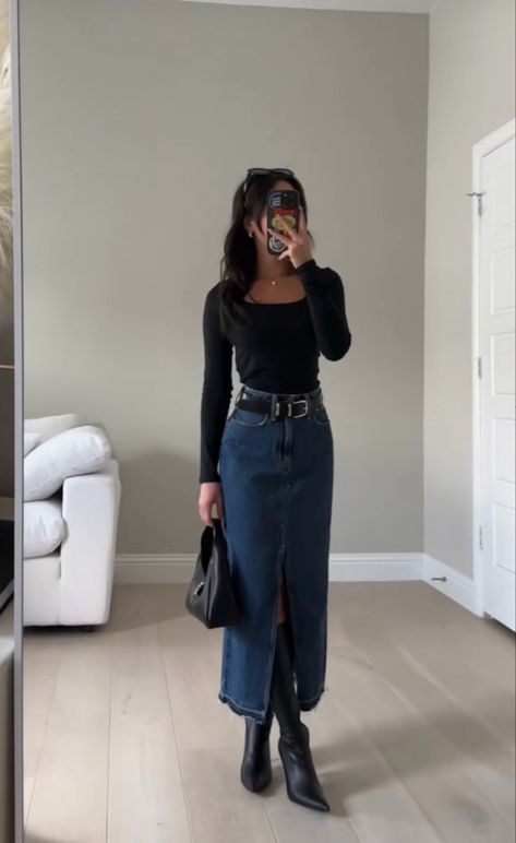 Black Denim Skirt Outfit, Skirt Outfit Fall, Skirt Outfits Fall, Looks Country, Denim Skirt Outfits, Fashion Mistakes, Modest Fashion Outfits, Autumn Outfit, Outfit Inspo Fall