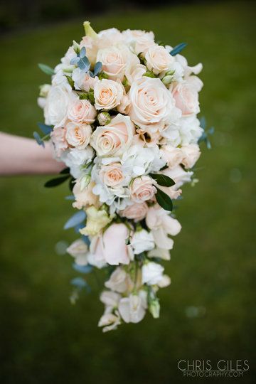 Peach and cream tear drop bouquet by Boutique Blooms Floral Design. Roses, hydrangea, lisianthus and eucalyptus. Surrey wedding at Nonsuch Mansion. Photo from Becky & Ollie collection by Chris Giles Photography Tear Drop Bouquet, Amnesia Rose, Teardrop Bouquet, Soft Pink Wedding, Peach Bouquet, Wedding Wows, Cascading Bridal Bouquets, Peach And Cream, Colorful Wedding Flowers