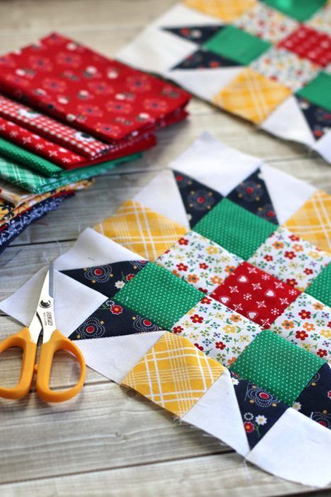 Quilts Simple, Nine Patch Quilts, Diary Of A Quilter, Beginning Quilting, Quilt Blocks Patterns, Barn Quilt Designs, Doll Quilts, Triangle Quilts, Fat Quarter Quilt