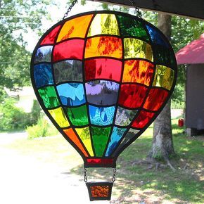 Stained Glass Hot Air Balloon, Glass Hot Air Balloon, Spectrum Glass, L'art Du Vitrail, Verre Design, Stained Glass Ornaments, زجاج ملون, Stained Glass Suncatchers, Stained Glass Diy