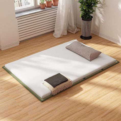 Mixoy Grass Futon Mattress,Folding Floor Bed suitable for Chinese Style,Cozy Tatami Grass Mat - Bed Bath & Beyond - 38049970 Futon Living Room Ideas, Japanese Bed Frame, Floor Futon, Japanese Futon Mattress, Japanese Bed, Tatami Bed, Japanese Floor Mattress, Grass Mat, Japanese Futon