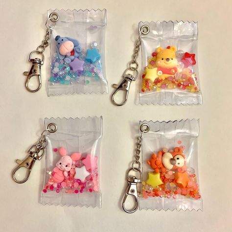 Candy Shaker Charm, Cute Diy Keychains, Candy Keychain, Shaker Charm, Shaker Keychain, Hundred Acre Woods, Handmade Candy, Kawaii Diy, Pinterest Diy Crafts