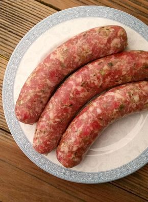 Hmong Sausage Recipe, Hmong Sausage, Sausage Crockpot Recipes, Beef Sausage Recipes, Hmong Food, Sausage Making Recipes, Salami Recipes, Home Made Sausage, Pork Sausage Recipes