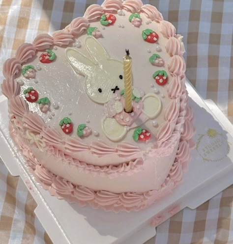 Miffy Birthday Cake, Coquette Bento Cake, Cake Designs Coquette, Sanrio Heart Cake, Couqutte Cake, Miffy Cake, Bunny Cake Aesthetic Korean, Cake Decorating Classes, Easter Baking