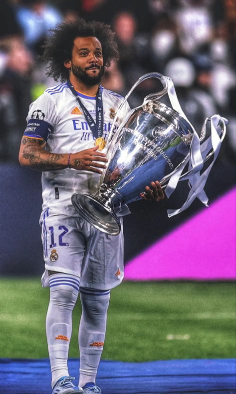 Ucl Trophy, Champions League Poster, Real Madrid Pictures, Real Madrid Win, Real Madrid Photos, Real Madrid Soccer, Manchester United Team, Real Madrid Team, Neymar Football