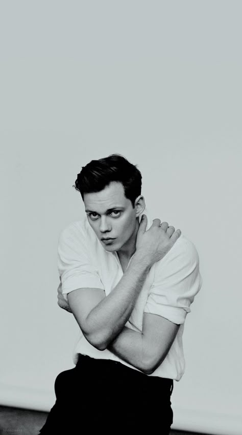 Bill Scarsgardner, Bill Skarsgard Photoshoot, Bill Skarsgard Wallpaper, Bill Skarsgård Wallpaper, Regulus Acturus Black, Magazine Cover Ideas, Bill Istvan Günther Skarsgård, Aaliyah Pictures, Hemlock Grove