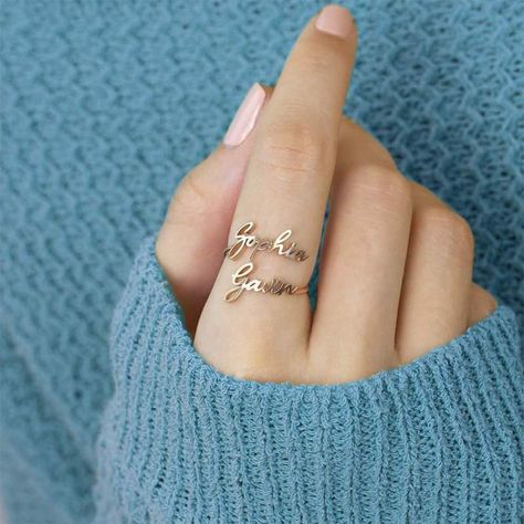 Jessemade Name Ring For Her – Jesse Made Promise Rings For Couples, Bracelet Couple, Name Ring, Zierlicher Ring, Mother Rings, Romantic Jewellery, Name Rings, Personalized Rings, Rings For Her