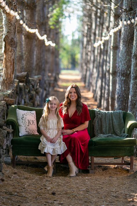 Nothing beats a beautiful Christmas red maxi! However, adding a little velvet doesn’t hurt! I got both of our dresses delivered within two days. They fit perfectly and paired beautifully with this gorgeous green vintage couch that was set up as a prop for our mini! Super affordable options & true to size! I’ve linked them here! Green Vintage Couch, Vintage Couch, Mini Outfit, Green Couch, Red Maxi, Christmas Photography, Christmas Scene, Green Vintage, Christmas Minis