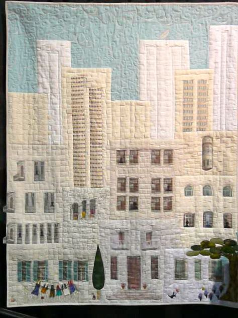 https://flic.kr/p/7VtYem | Chicago Quilt Festival 2010 | "The White City" by Zvia Strahilevitz-Klein City Quilt, Fabric Buildings, House Quilt Block, Textiles Sketchbook, Landscape Quilt, White City, Crazy Patchwork, Scrappy Quilt Patterns, Landscape Quilts