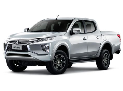 2018 #Mitsubishi #Triton (facelift) with Dynamic Shield front-end spied Mitsubishi L200 4x4, L200 4x4, Mitsubishi Strada, Mitsubishi Pickup, Ford Transit Connect Camper, Outlander Phev, L200 Triton, Mitsubishi Triton, Montero Sport