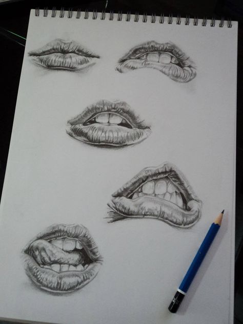 Hoy simplemente os dejo un ejemplo de como dibujar unas bocas realistas. La boca es una parte importante del dibujo, ya que da personalida... Lips Sketch, Lip Drawing, Images D'art, Mouth Drawing, Lips Drawing, Pencil Art Drawings, Pencil Portrait, Realistic Drawings, Cool Art Drawings