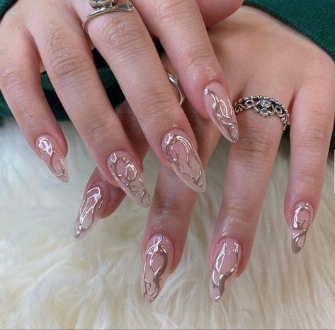 Softgel Nail Extension Design, Softgel Nail Extension, Silver And Pink Nails, Nail Extension Designs, 3d Gel Nails, Metallic Nails Design, Elegant Touch Nails, Silver Nail Designs, Pink Chrome Nails