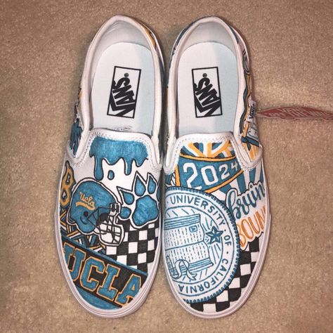 New With Tags Size W 8 / M 6.5 Super Cute Great For Tailgates, Games, Etc Waterproof And Fade Resistant Shoe Painting Ideas Vans, Custom Vans Ideas, Paint Sneakers, Custom Painted Vans, Shoe Art Designs, Black Slip On Vans, Teacher Crafts, Shoe Painting, Vans Slip On Shoes