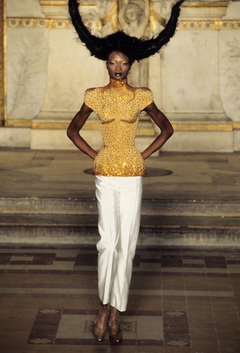 Debra Shaw, Spring Couture, Couture Collection, Couture Fashion, 90s Fashion, Mermaid Formal Dress, Runway Fashion, Givenchy, Lace Skirt