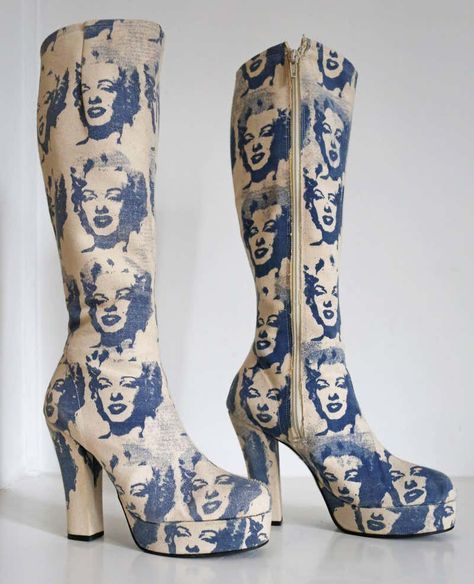 Coolest Shoes, Andy Warhol Marilyn, Old Hollywood Actresses, Funky Shoes, Norma Jeane, Funky Fashion, Swag Shoes, Printed Artwork, Pretty Shoes