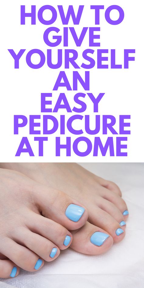 Manicure Pedicure At Home, At Home Pedicure, Home Pedicure, Perfect Pedicure, January Nail Designs, Pedicure Tips, Diy Pedicure, Foot Pedicure, Holiday Nails Christmas