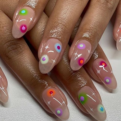 Aura nails are taking over TikTok and Instagram with their colorful, airbrushed effect. Here's how to find your aura and match it to your manicure. Aura Nails, Colorful Nail, Colorful Nail Designs, Pink Nail, Simple Nail Designs, Manicure Y Pedicure, Dream Nails, Fire Nails, Funky Nails