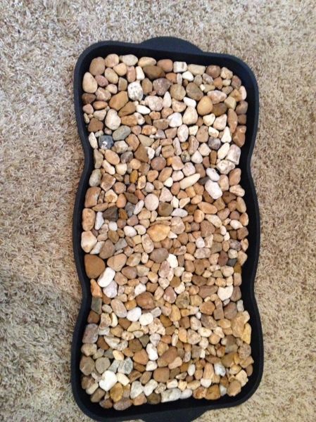 DIY Rock Mat – kime214 Rock Mat, Shoe Mat, Door Mat Diy, Easy A, House Projects, River Rock, Home Projects, Laundry Room, I Saw