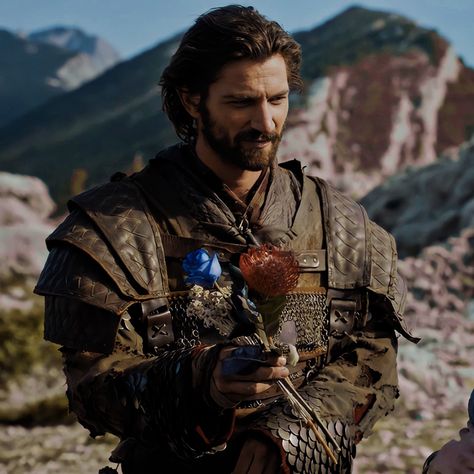 Daario Naharis, Michael Huisman, Michiel Huisman, Game Of Thrones Costumes, Got Characters, Blonde Hair Inspiration, Love My Man, A Song Of Ice And Fire, Man Alive