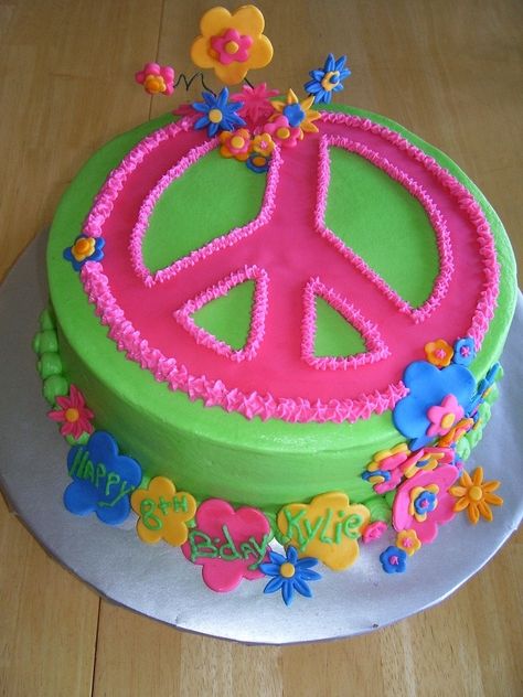 Peace Sign Cakes For Girls | ... peace cakes here I wasnt able to relocate the original whos cake was Peace Sign Cakes, Peace Sign Birthday, Peace Cake, Hippie Cake, Neon Cakes, Teen Cakes, Hippie Birthday, Birthday Cakes For Teens, Childrens Birthday Cakes