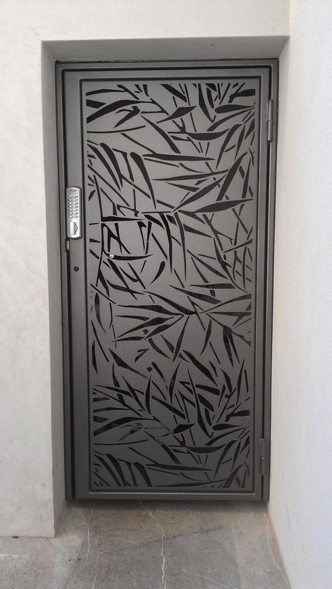 Laser Cut Designs, Gate Designs Modern, Laser Cut Screens, Cnc Wood Carving, Modern Exterior Doors, Iron Door Design, Steel Door Design, Metal Doors, Home Door Design