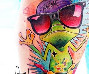 Frog tattoo Lehel Nyeste Community Sketch, Tier Tattoo, Hyper Realistic Tattoo, Frog Tattoo, Sketchbook Painting, Cartoon Tattoo, Cartoon Frog, Poppies Tattoo, Frog Tattoos