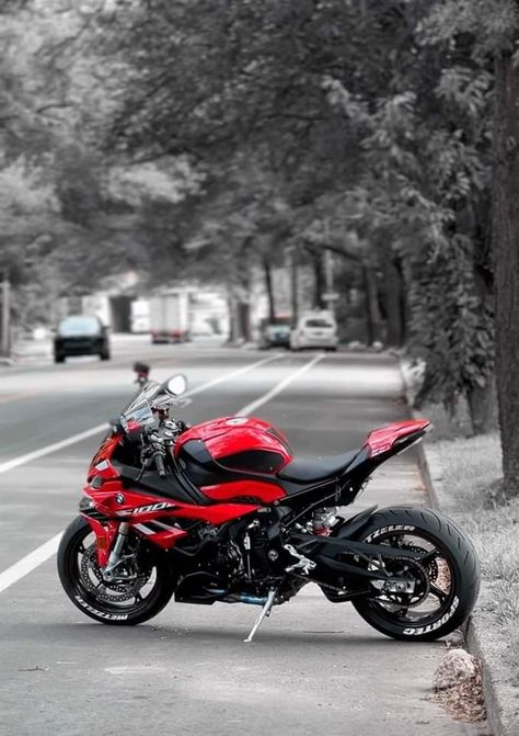 Bmw S1000rr Red, Pretty Bikes, Bmw Motor, Big Bike, Red Motorcycle, Super Bike, Bmw Motors, Pretty Bike, Ideal Toys