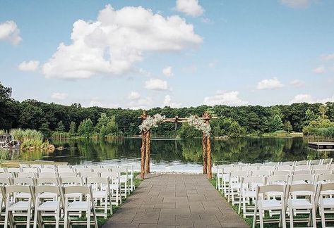 Rock Island Lake Club, Lakeside Resort, Dream Wedding Venues, Island Lake, Lakeside Wedding, Rustic Wedding Venues, Waterfront Wedding, Inexpensive Wedding Venues, Rock Island