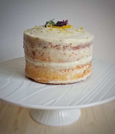 Lavender Cake Recipe, Lemon Lavender Cake, What Am I Doing Wrong, Lavender Wedding Cake, Syrup Cake, Neon Tetra, Lavender Cake, Lavender Seeds, Tiny Cakes