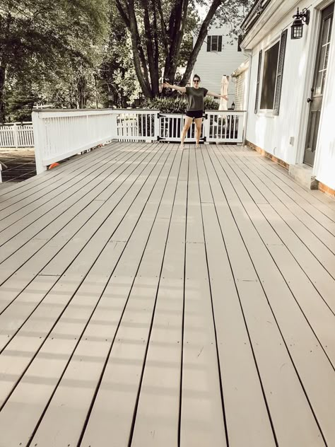 Deck Painting Ideas Wood Colour, Painted Deck White House, Tan Deck Paint, White House Back Deck, Modern Deck Paint Colors, Outdoor Deck Paint Colors, Back Deck Color Ideas, Painted Back Deck Ideas, Back Deck Paint Colors