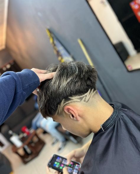 Hair Tattoo Men, Low Fade Haircut Men's, Low Fade Curly Hair, Men Short Hair Fade, Crew Cut Hair, Taper Fade Short Hair, Haircut Designs For Men, Fade Haircut Designs, Hair Designs For Men