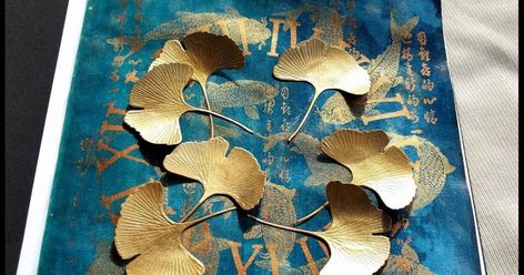 Gingko Art, Ginkgo Art, Gold Drawing, Asian Cards, Gold Acrylic Paint, Deco Nature, Artist Pens, Creative Blog, Leaf Art