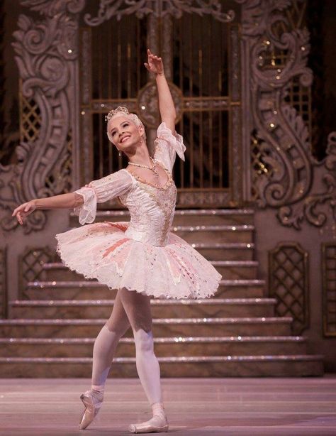 Sugarplum Fairy Aesthetic, Sugar Plum Fairy Aesthetic, Sugar Plum Fairy Ballet, Sugar Plum Fairy Costume, Sugar Plum Fairy Nutcracker, Nutcracker Ballet Costumes, Francesca Hayward, Sugarplum Fairy, Nutcracker Costumes