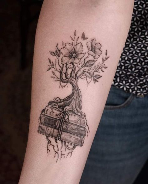 Book Inspired Tattoos, Book Lover Tattoo, Books Tattoo, Real Tattoos, Bookish Tattoos, Animal Tattoo Ideas, Hourglass Tattoo, Matching Sister Tattoos, Cool Tattoo