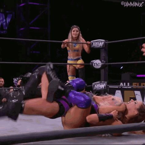 Aew All Elite Wrestling GIF - Aew All Elite Wrestling Tay Conti - Discover & Share GIFs Tay Conti, Wrestling Moves, All Elite Wrestling, Wrestling Superstars, Animated Gif, Cool Gifs, Wwe, Sumo Wrestling, Wrestling